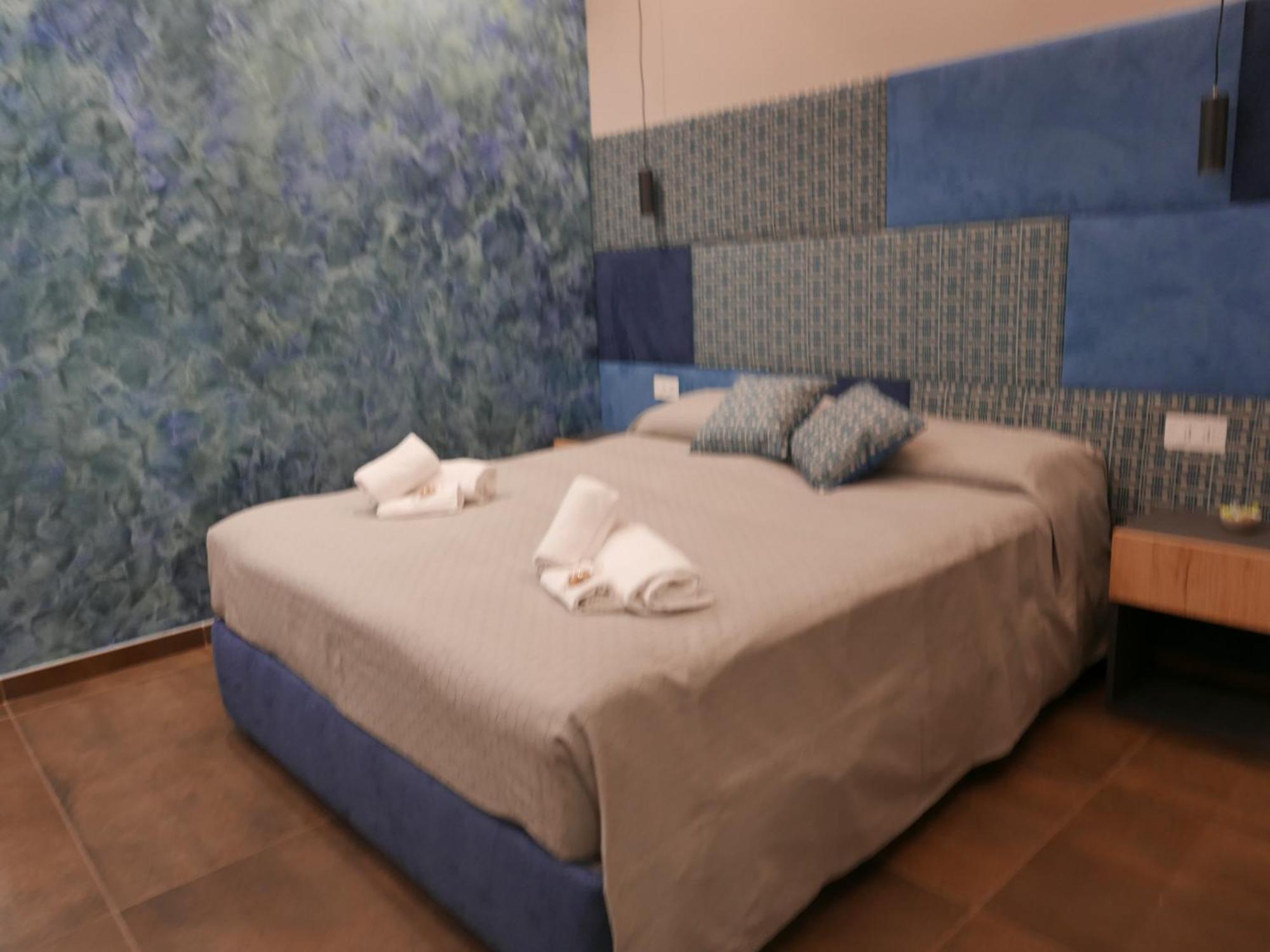 Re Lazzarone Suite Napoli Eksteriør billede
