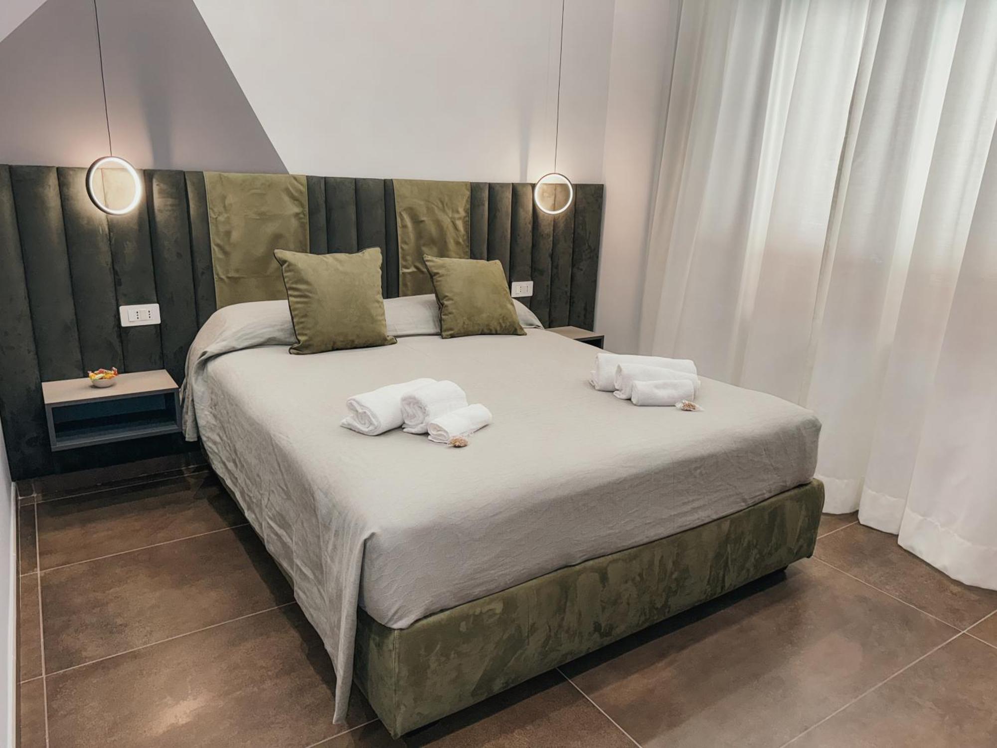 Re Lazzarone Suite Napoli Eksteriør billede
