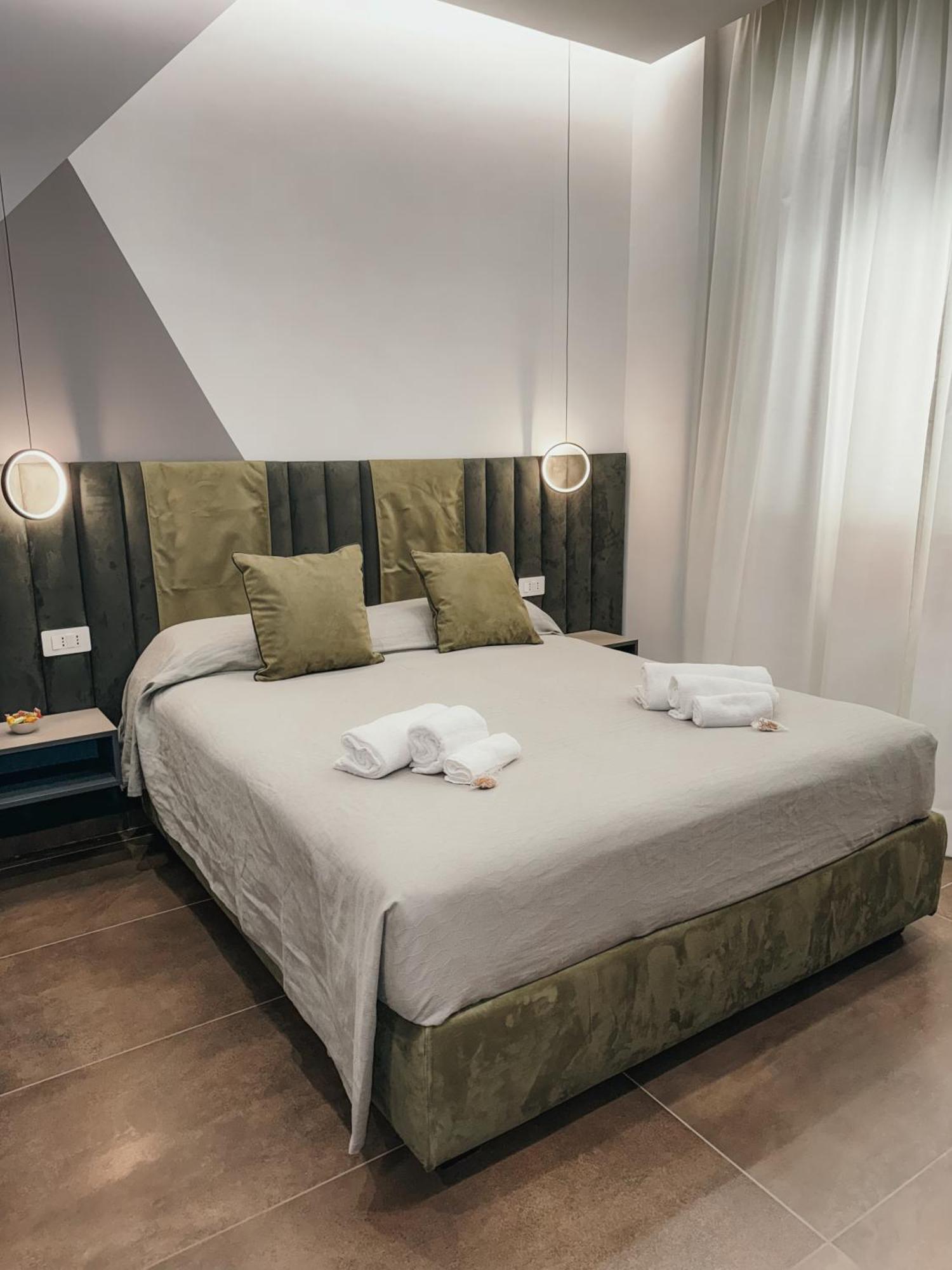 Re Lazzarone Suite Napoli Eksteriør billede